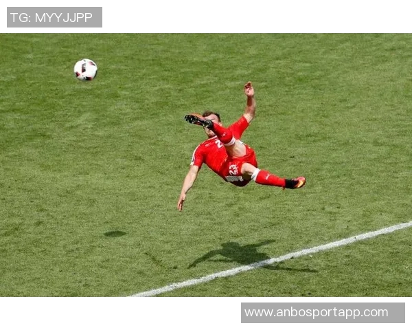 比朔夫首度为U21进球喜悦之情提升自信心展望未来表现 比朔夫首度为U21进球喜悦之情提升自信心展望未来表现